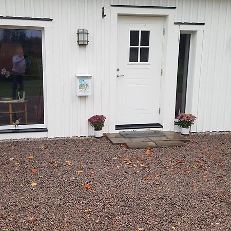 Raselund Gard Apartment Vinninga Exterior photo